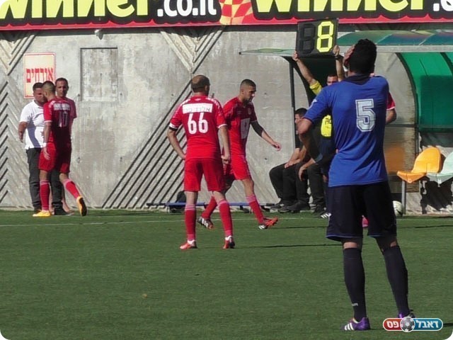 החילוף המנצח. פליקר נכנס (שקד מורג)